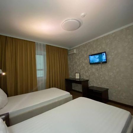 Diar Hotell Atyraū Exteriör bild